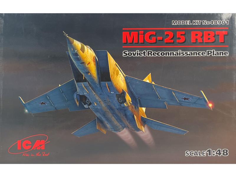 ICM 48901 MiG-25 RBT Soviet Reconnaissance Plane